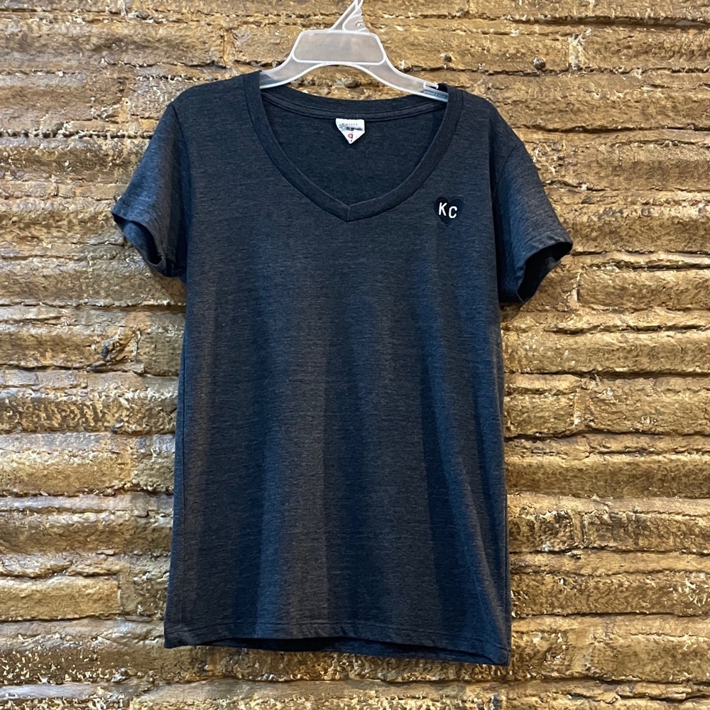 KC heart Women's Short Sleeve Tee - Charcoal Gray with Black Heart